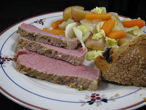 Slowcooker Corned Beef and Cabbage